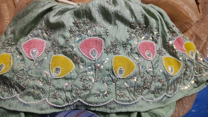do professional beads and sequin embroidery digitizing