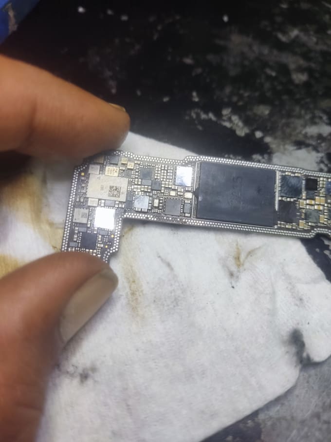 repair mobile logic board and micro soldering