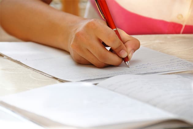 write poem,quotes in hindi on any topic