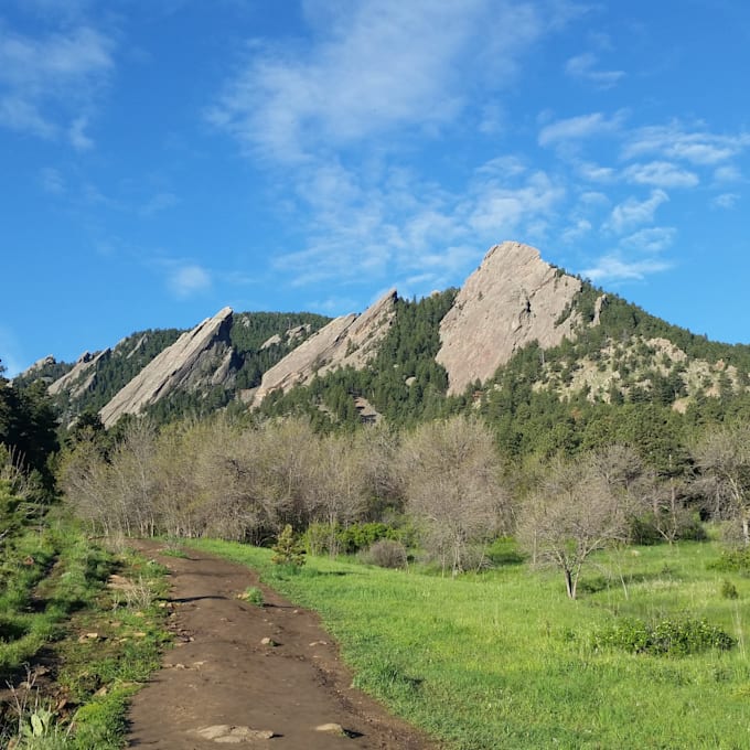 write one page of content on outdoor fitness in Colorado