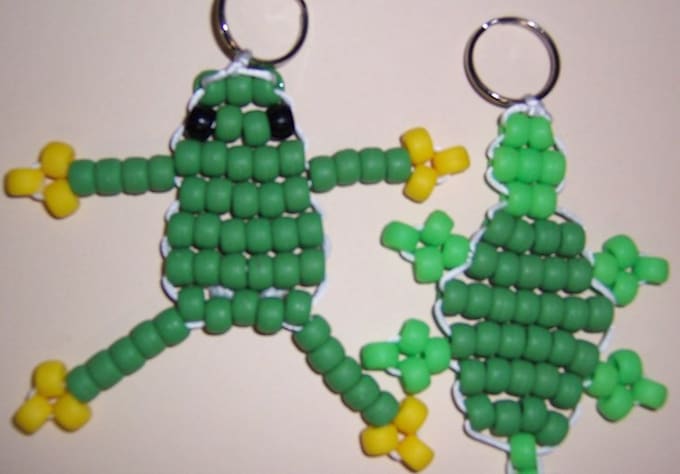 turtle bead keychain