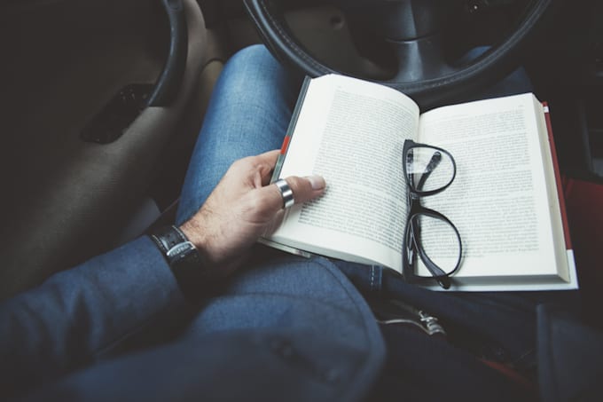 provide spelling and grammar proofreading