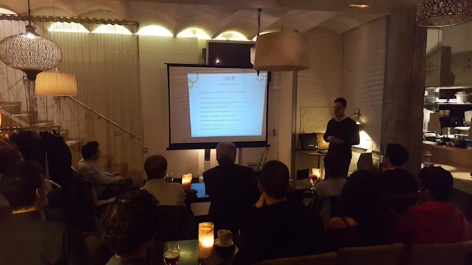 do custom training qlik