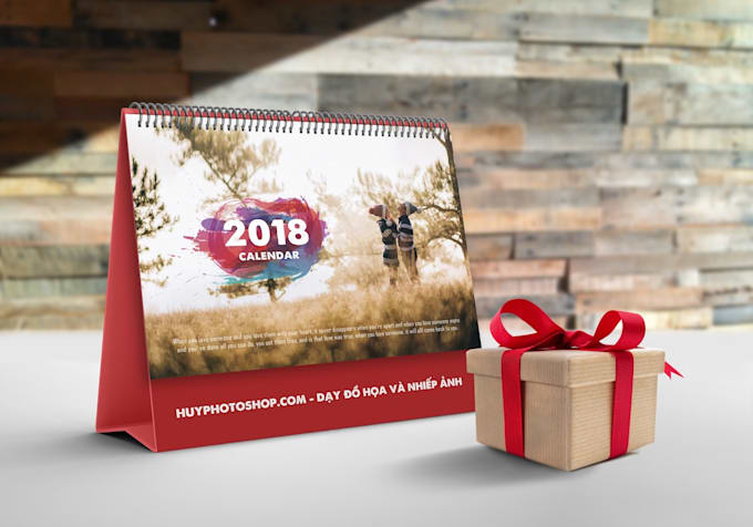 do professional full page or desk calendar design