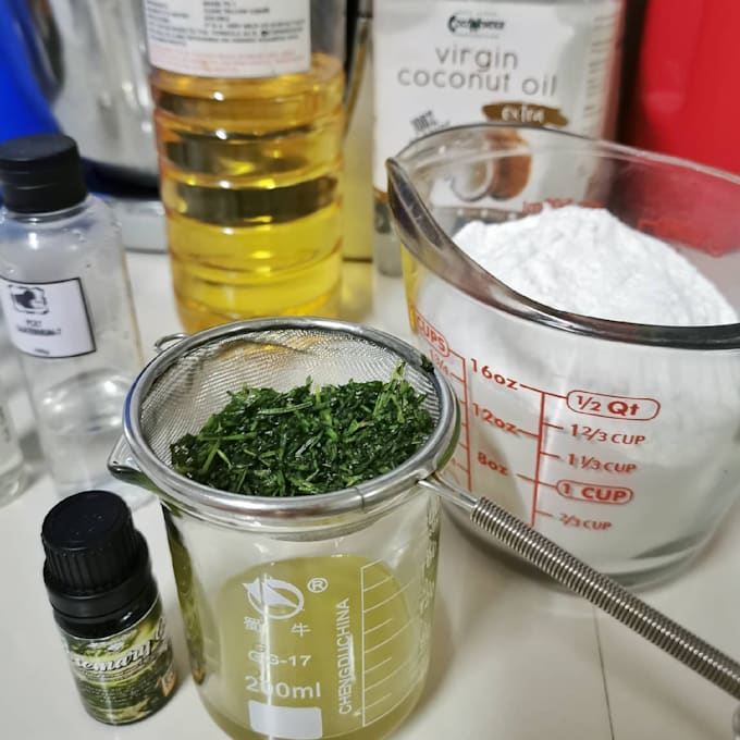 provide formulations based on natural ingredients