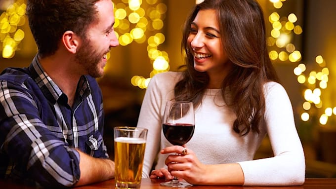 help you write an enticing online dating profile