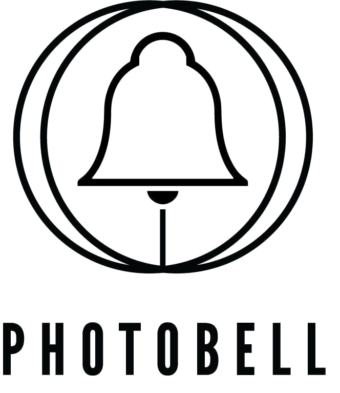 make a clean and minimalist logo