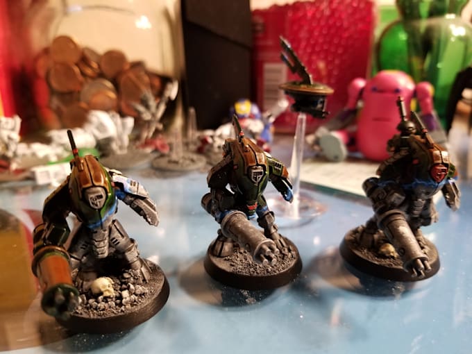 custom paint your miniatures