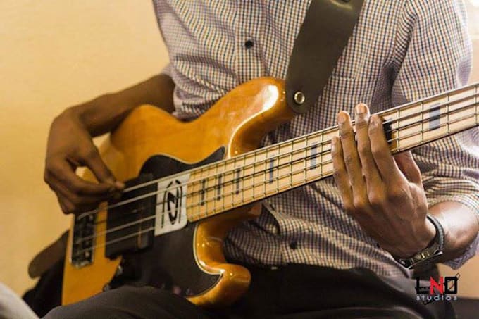 create professional bass recordings for your music