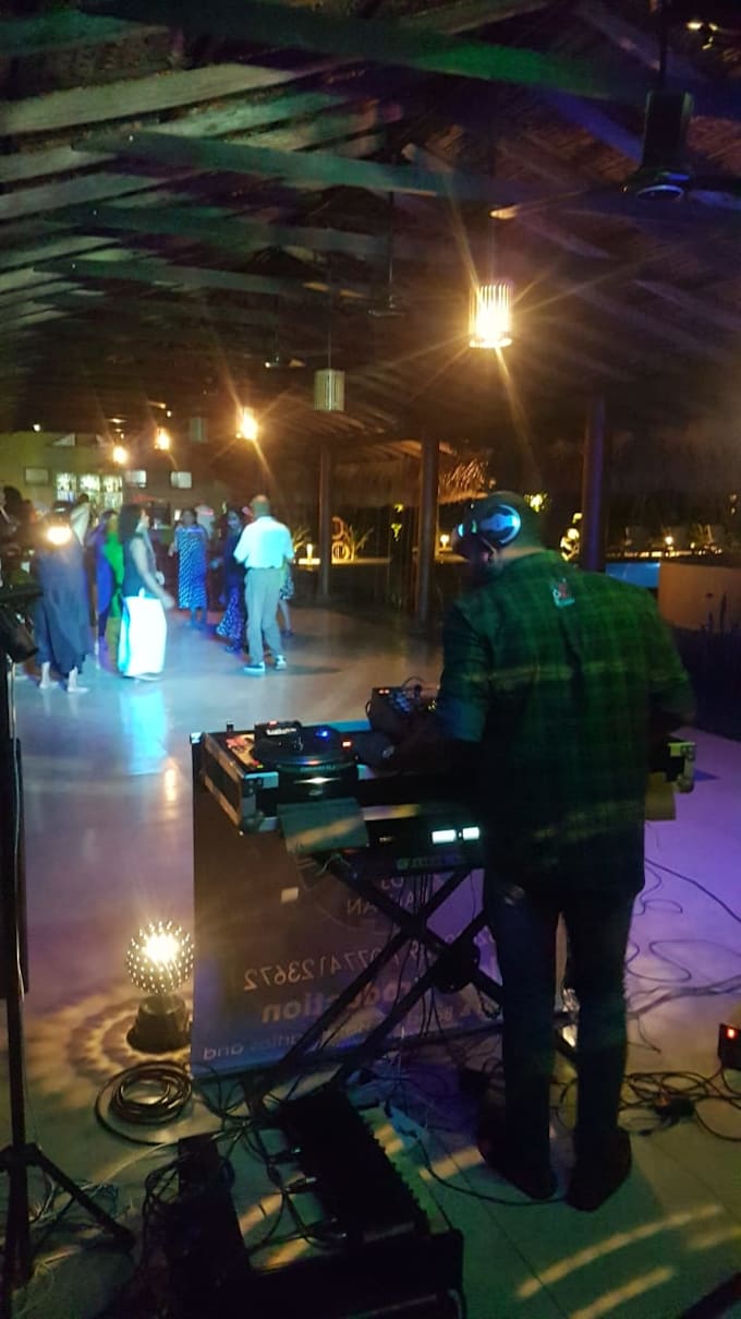 do pro dj mix set for you