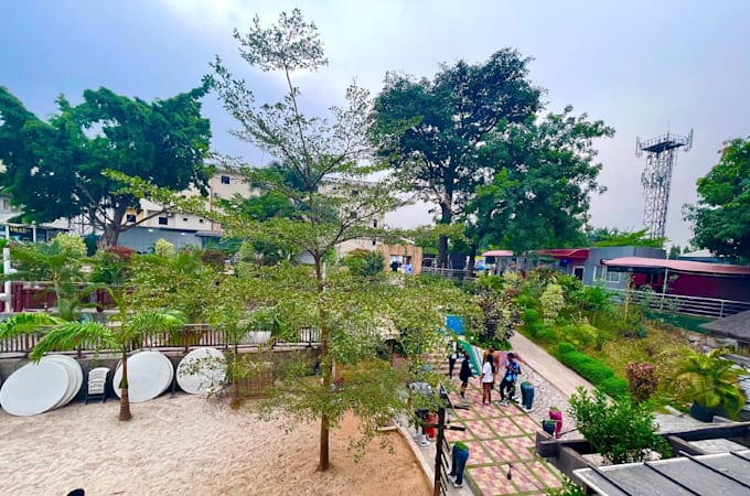 offer travel advice for nigeria