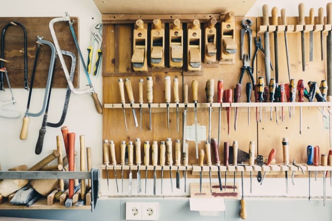 develop tools renting or manage system