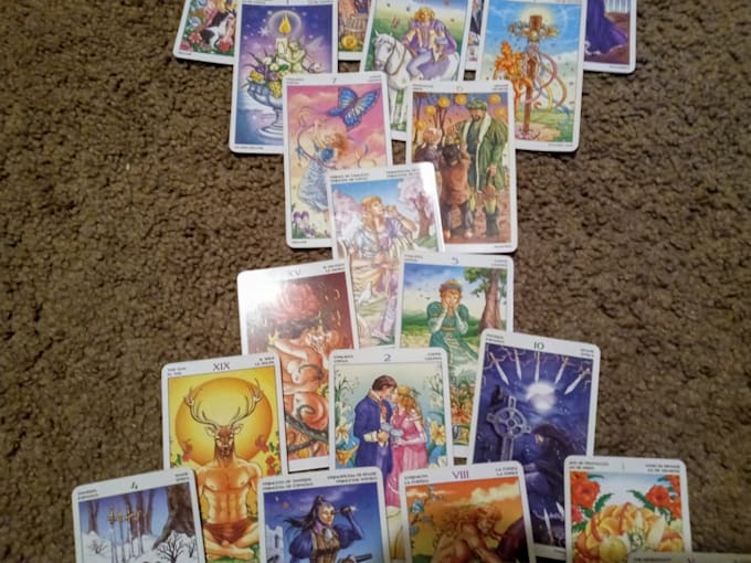 give you an intuitive tarot card reading