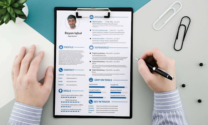 design eye catchy professional resume and CV