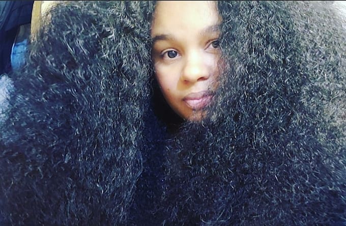 be your curly hair and accessory model