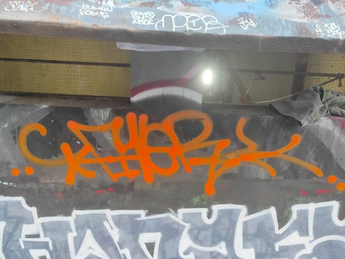 make graffiti tagging for your name or brand on the wall