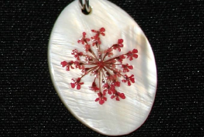 send u 2 cute necklaces with free shipping