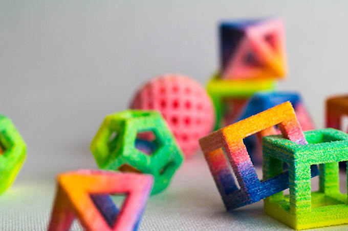print an edible 3D sugar or chocolate design using a chef jet