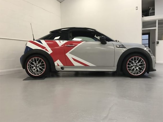 do classic and attractive car wrap