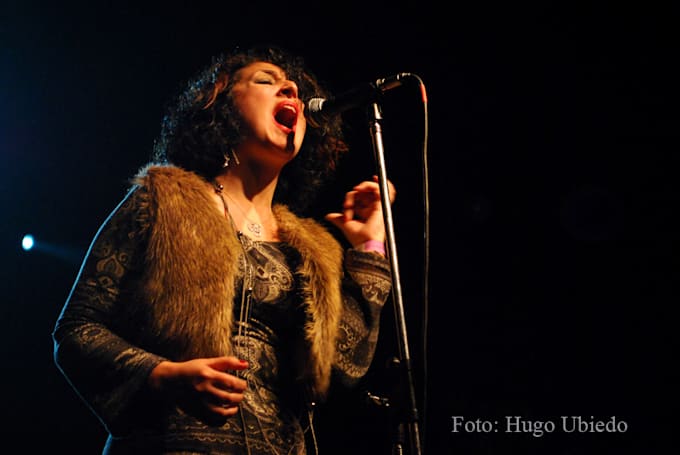be your argentinian female tango singer