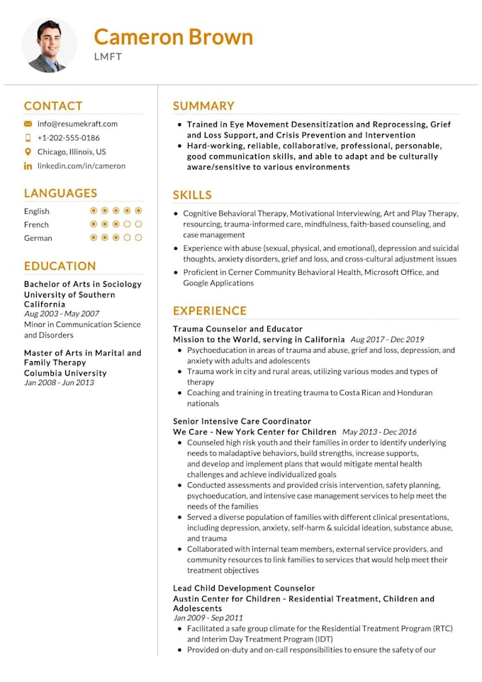 A closer look at Writing A Custom Resume