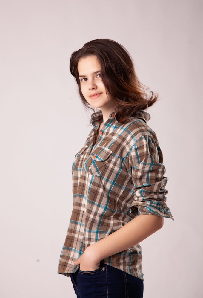 make photos with model to advertise your product