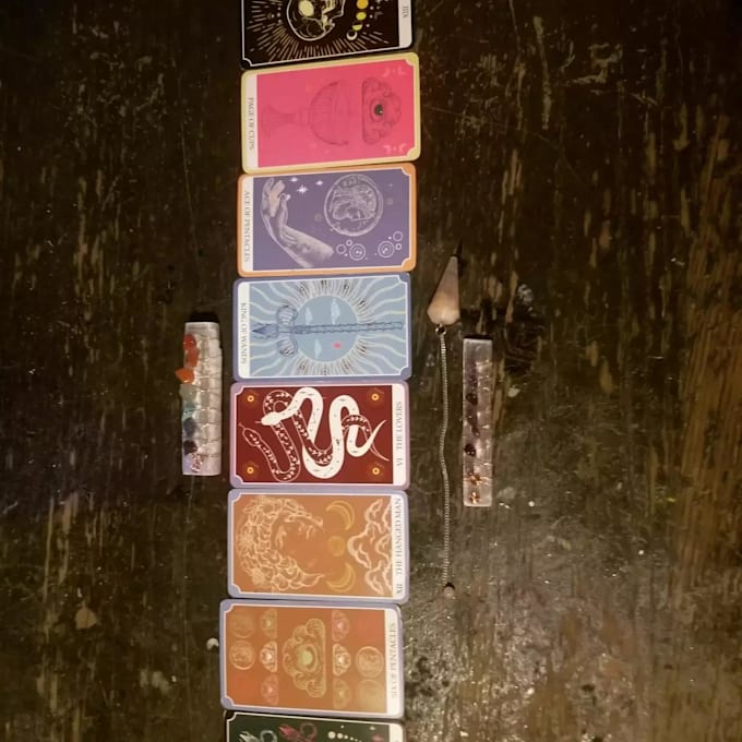 do tarot readings for you