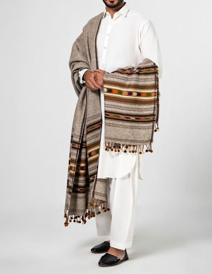Sell thari shawal, handicrafts items from dasert of pakistan by