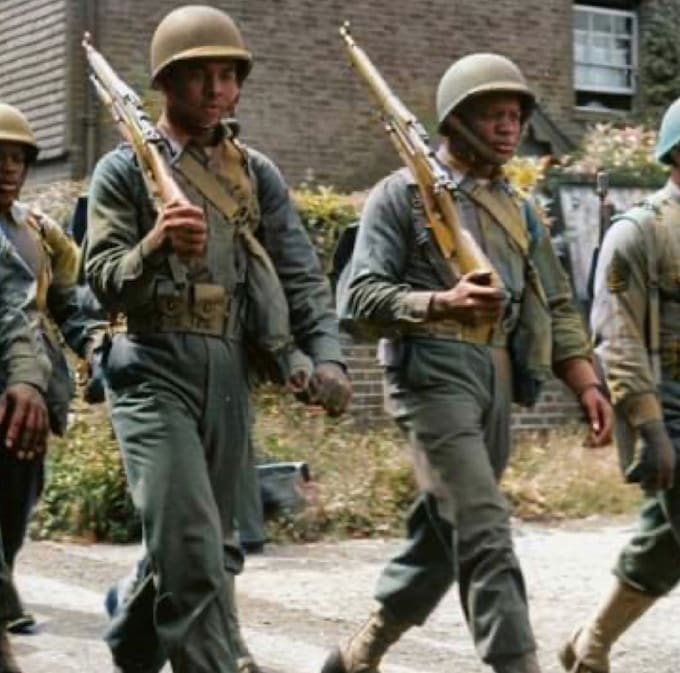 Colorize your old black and white photos to perfection by Mrkillinzi