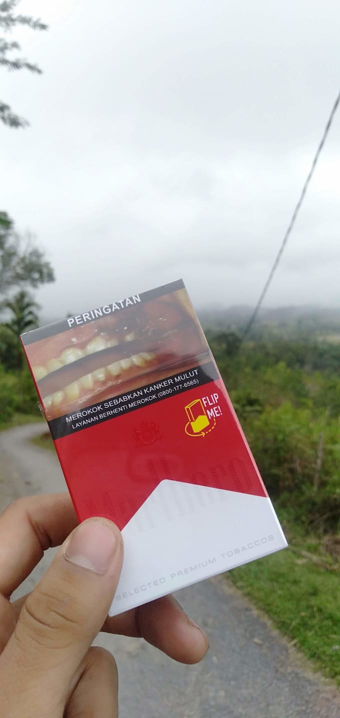 capture street and sky picture