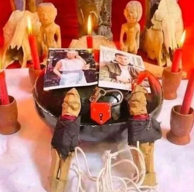 cast a love spell  now