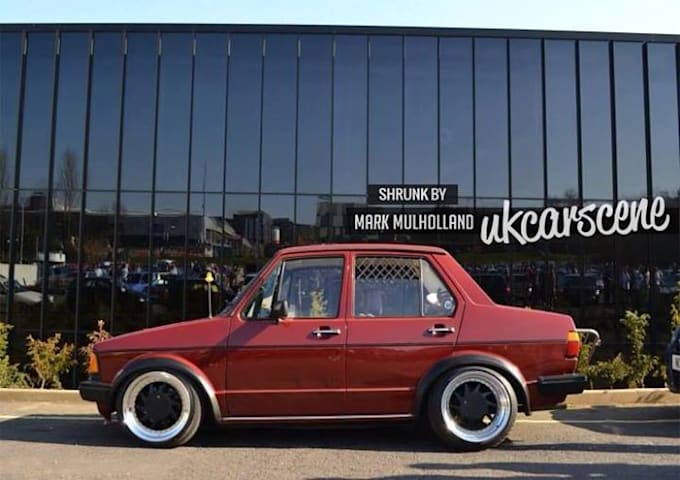 shrink your car in an image creating this effect