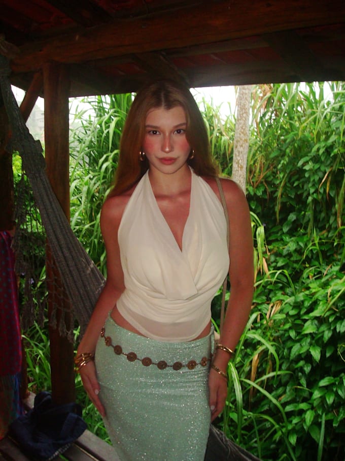 be your professional ugc creator and female model