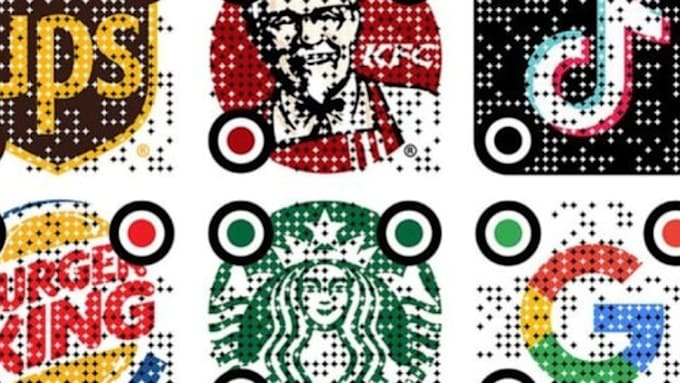 generate a custom qr code design with a logo