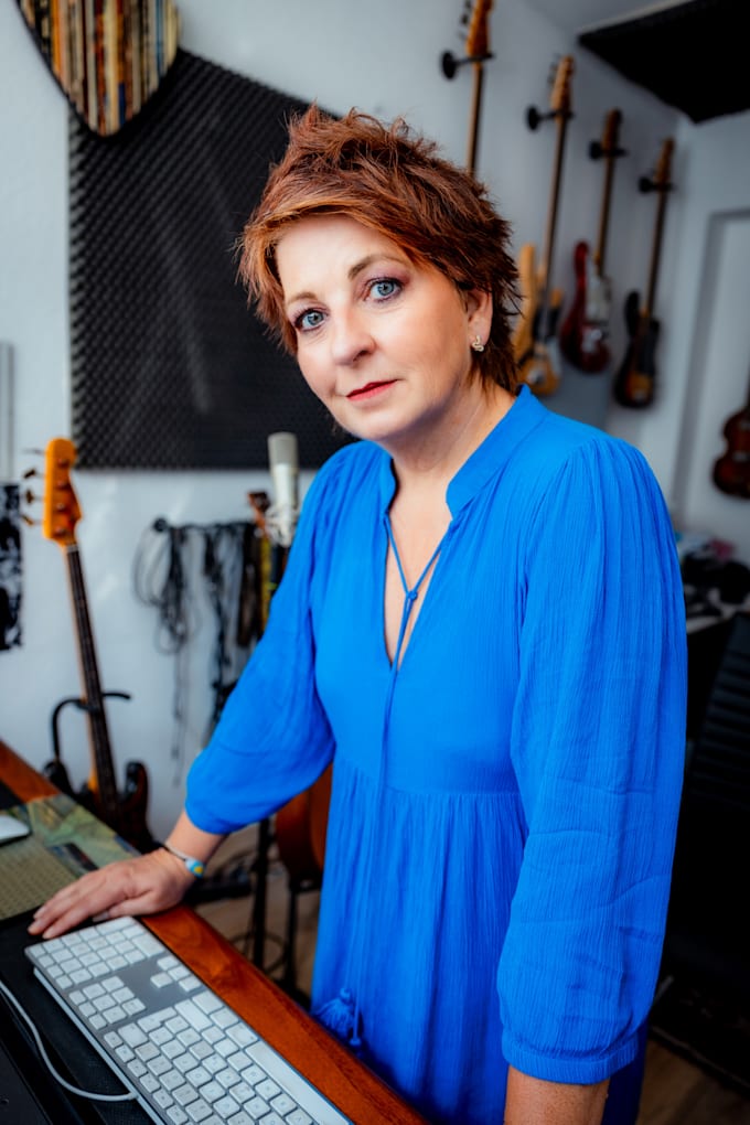 record a female voice over in a warm voice
