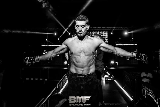 be your online personal trainer, nutritionist or martial arts trainer