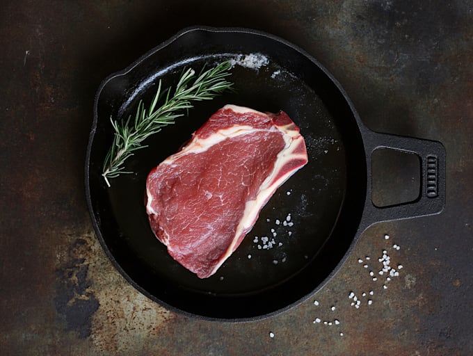 create stunning realistic food and beverage images with midjourney