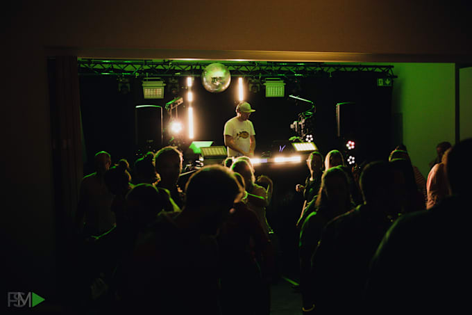 accompany your event photographically