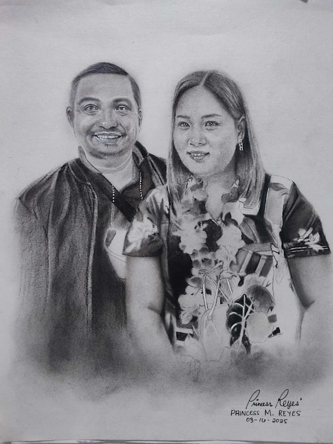 draw charcoal or graphite portrait