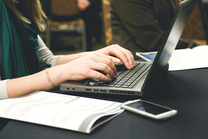 write high converting sales copy and landing pages that sell