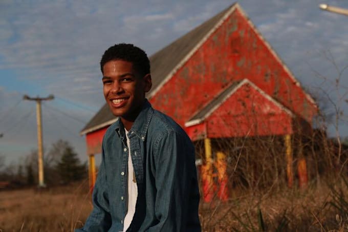 do portrait photography for graduation or senior photos