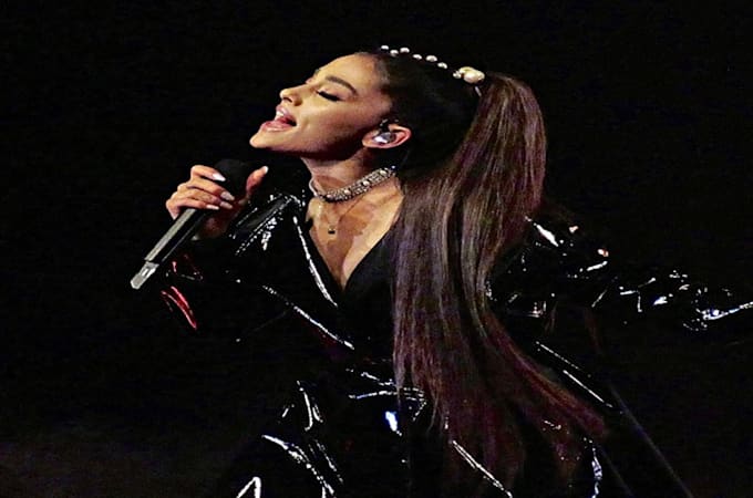 be your professional female singer, vocalist, and songwriter for any genre