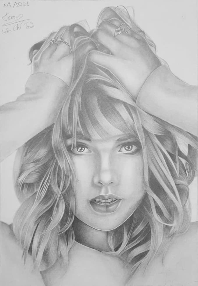 draw a hyper realistic handmade pencil portrait from your photo