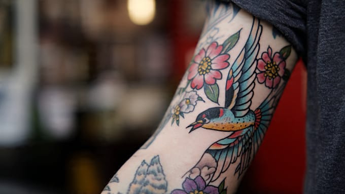 draw traditional tattoo style artwork