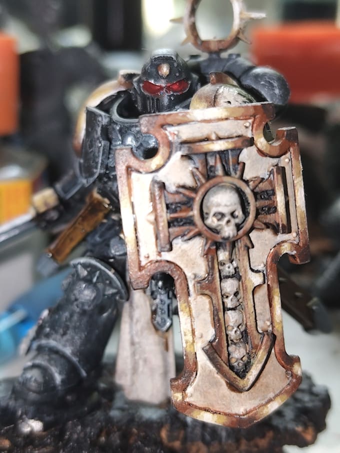 paint your small miniatures for you