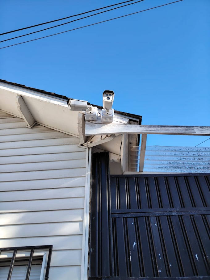 install cctv security cameras and provide computer technical support