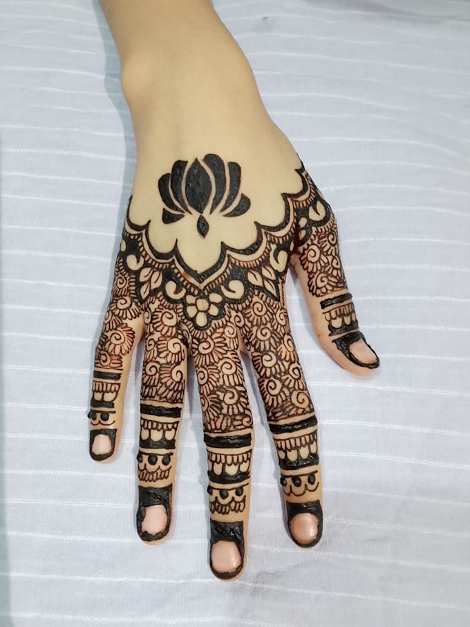do beautiful and professional henna mehndi design
