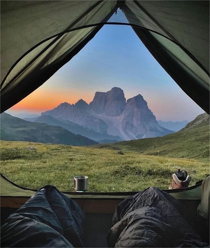create the perfect custom road trip itinerary for you