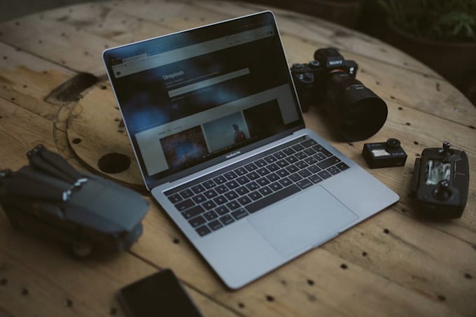 write IT product descriptions