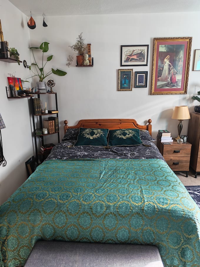 create an online home staging plan